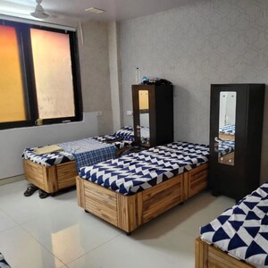Bedroom in  Pg at Andheri West – for Rent