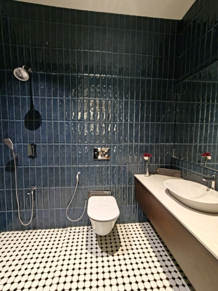 Bathroom, solapur road 3 Bedroom 1384 Sq.Ft. Apartment In Solapur Road Pune 10554992