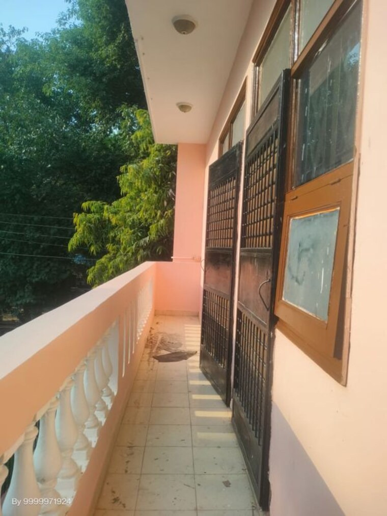 Balcony, oasis-apartments 3.5 Bedroom 2100 Sq.Ft. Apartment In Sector 55 Gurgaon 10423099