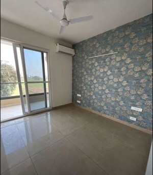Room in 3 BHK Apartment at Maya Green Lotus Utsav, International Airport Road – for Rent