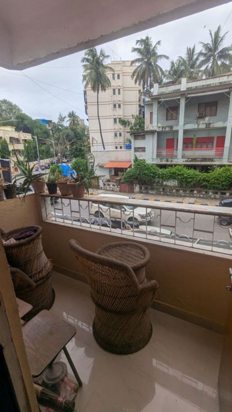 Balcony, pearl-haven 1 Bedroom 745 Sq.Ft. Apartment In Bandra West Mumbai 10555057
