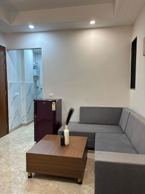 1 BHK Builder Floor For Rent in Sector 55