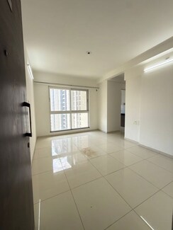 1.5 BHK + Prayer Room Apartment For Rent in Godrej Emerald
