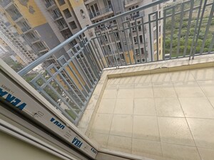 Balcony in 2.5 BHK Apartment at Sector 84 – for Rent