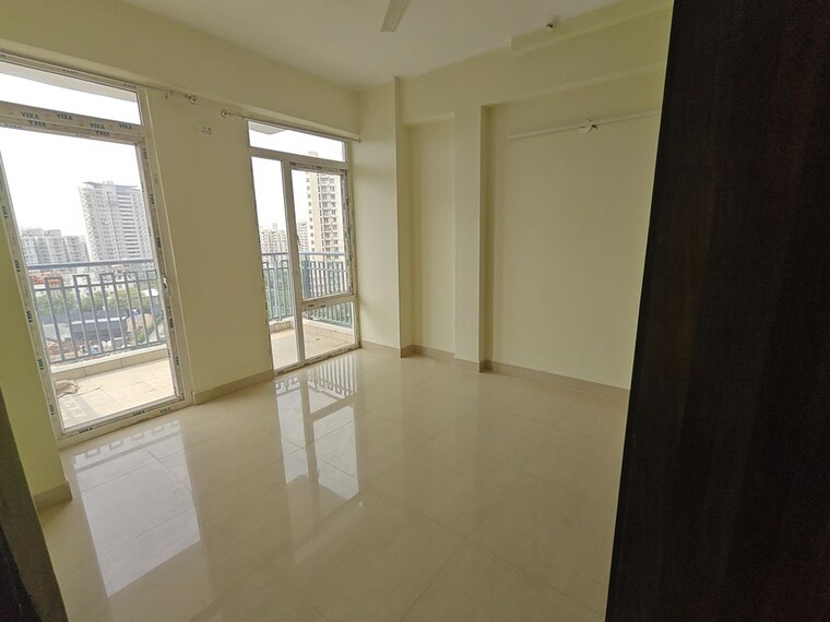 Room, sector 84 2.5 Bedroom 1450 Sq.Ft. Apartment In Sector 84 Gurgaon 10555079