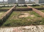 135 Sq.Yd. Plot in Wave City