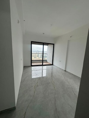 Room in 3 BHK Apartment at Majestique Signature Towers, Balewadi – for Rent