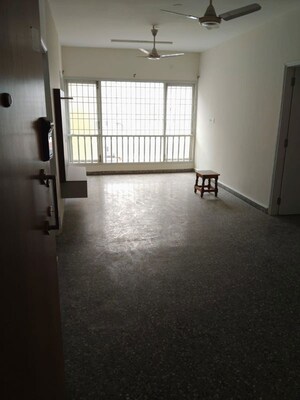 Room in 2 BHK Apartment at Suryamukhi Garden Apartment, Vittal Mallya Road – for Rent