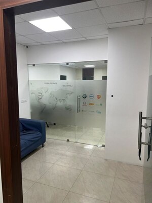 Room in  Office Space at RR Residency Madhapur, Madhapur – for Rent