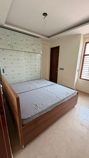 1 RK Builder Floor For Rent in Sector 56