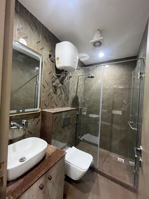Bathroom in 1 RK Builder Floor at Sector 56 – for Rent