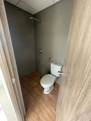 Bathroom in 2 BHK Apartment at Kalpataru Paramount A, Thane West – for Rent