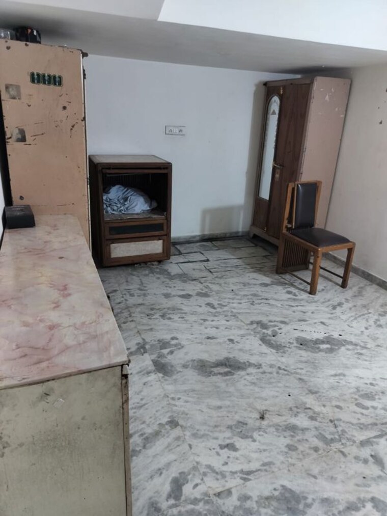  Parking, ambawadi 3 Bedroom 1450 Sq.Ft. Apartment In Ambawadi Ahmedabad 10555225