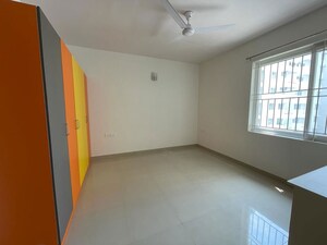 Room in 4 BHK Apartment at ND Passion, Harlur – for Rent