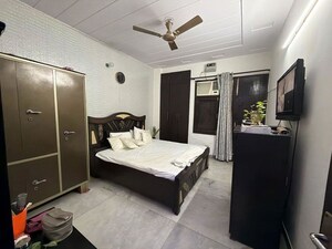 2 BHK Builder Floor For Rent in Sector 21