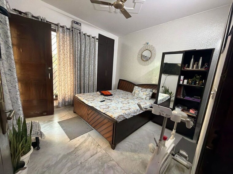 Living Room, sector 21 2 Bedroom 1350 Sq.Ft. Builder Floor In Sector 21 Gurgaon 10555244