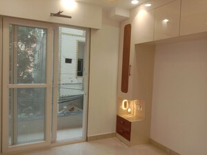 Room in 2 BHK Builder Floor at Dwarka Mor – for Sale