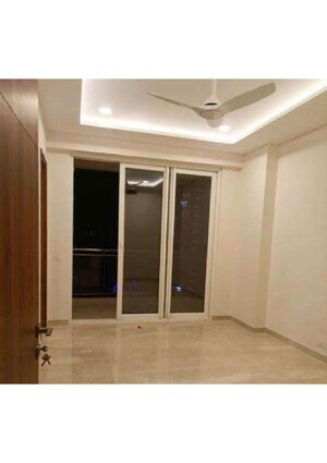 Room in 2 BHK Builder Floor at Sector 21 – for Rent