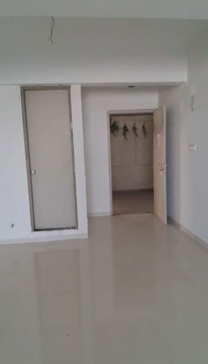 Room in  Office Space at Sola – for Rent