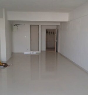 Room in  Office Space at Sola – for Rent