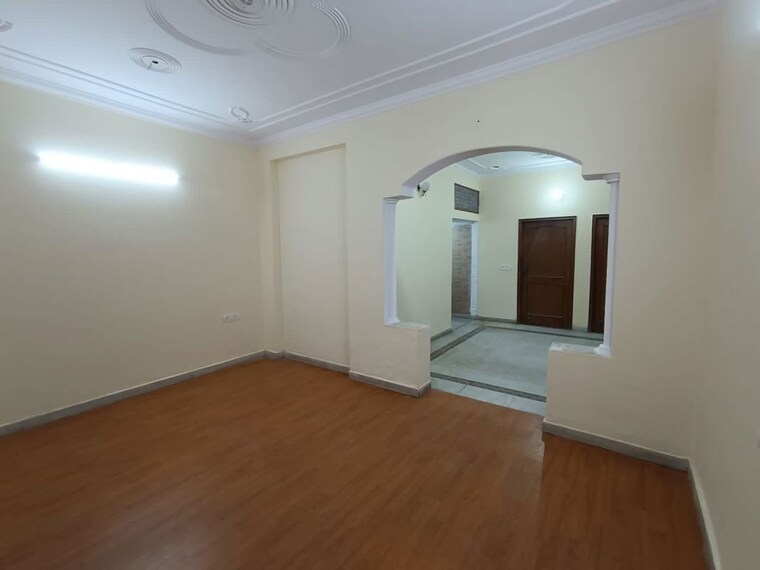 Room, sector 4 2 Bedroom 1245 Sq.Ft. Independent House In Sector 4 Gurgaon 10555284