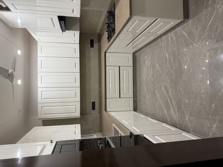 Kitchen, new rajinder nagar 3 Bedroom 200 Sq.Yd. Builder Floor In New Rajinder Nagar Delhi 10555280