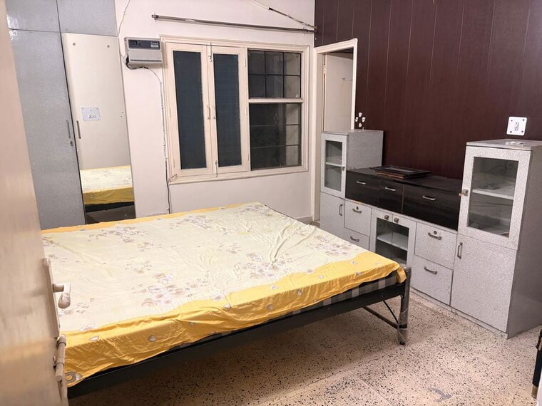 Bedroom, sushant lok ii 3 Bedroom 1800 Sq.Ft. Apartment In Sushant Lok ii Gurgaon 10555230
