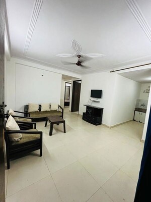 Team Area in 2 BHK Builder Floor at East Of Kailash – for Rent