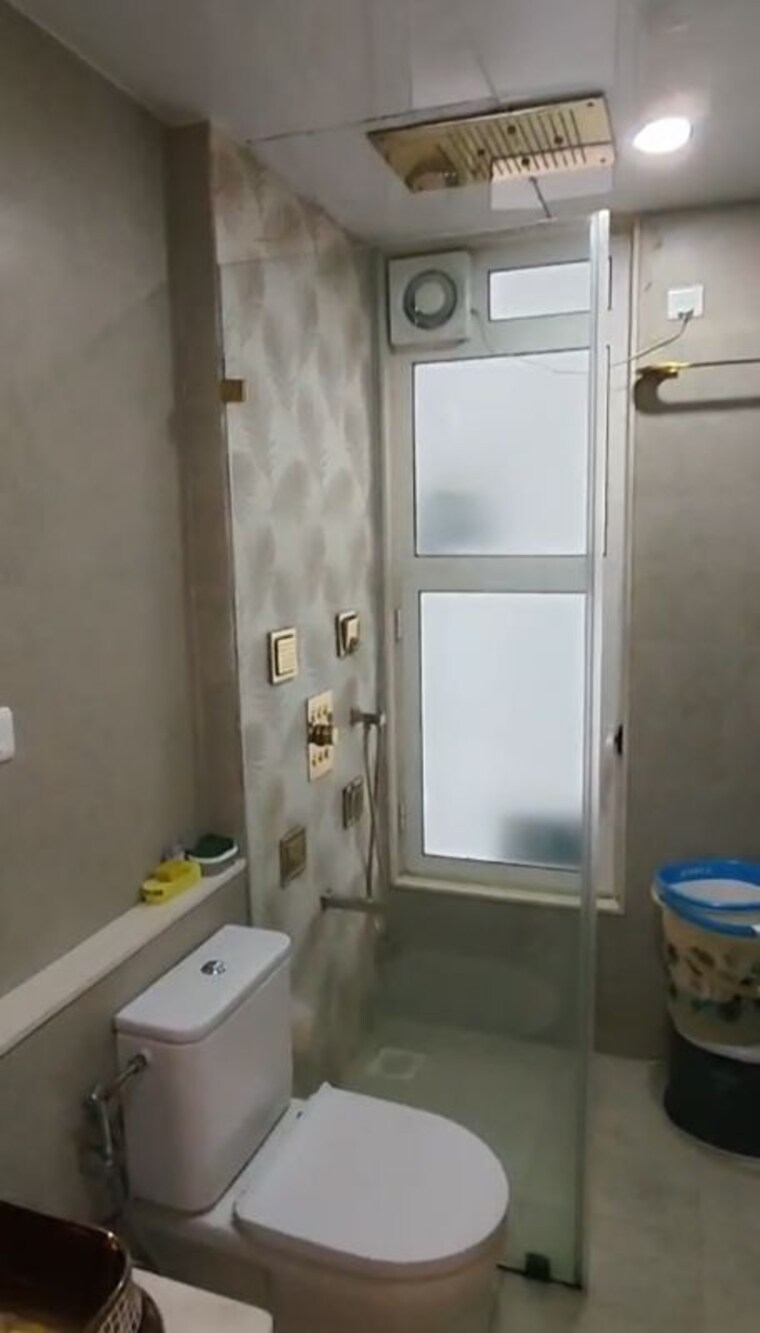 Bathroom, tata-serein 3 Bedroom 1180 Sq.Ft. Apartment In Pokhran Road No Two Thane 10555314