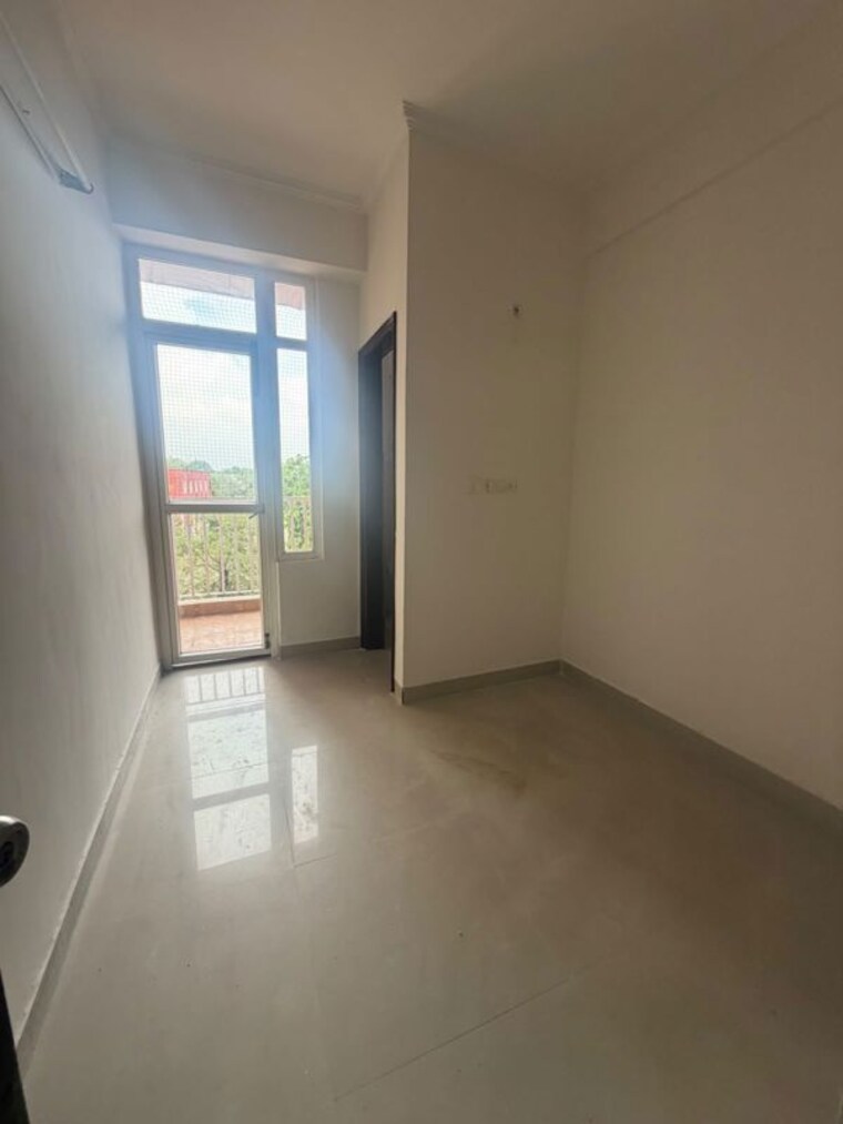 Room, c-dot-co-operative-group-housing-society 3 Bedroom 1600 Sq.Ft. Apartment In Sector 56 Gurgaon 10555300