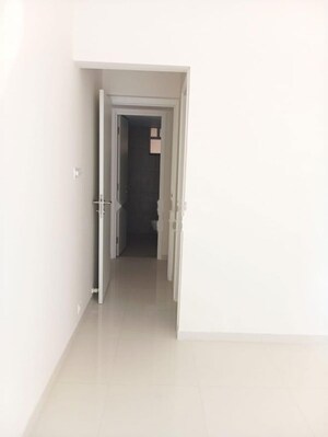 Room in 3 BHK Apartment at Godrej Green Cove, Mahalunge – for Rent
