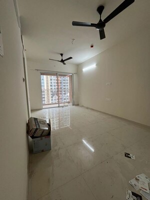 Room in 3 BHK Apartment at Godrej Green Cove, Mahalunge – for Rent