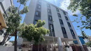  Office Space For Rent in Porur