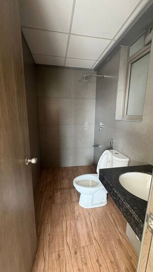 Bathroom in 2 BHK Apartment at Kalpataru Paramount A, Thane West – for Rent