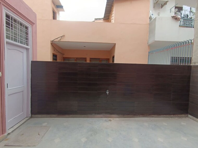 Kitchen, sector 4 2 Bedroom 1275 Sq.Ft. Independent House In Sector 4 Gurgaon 10555356