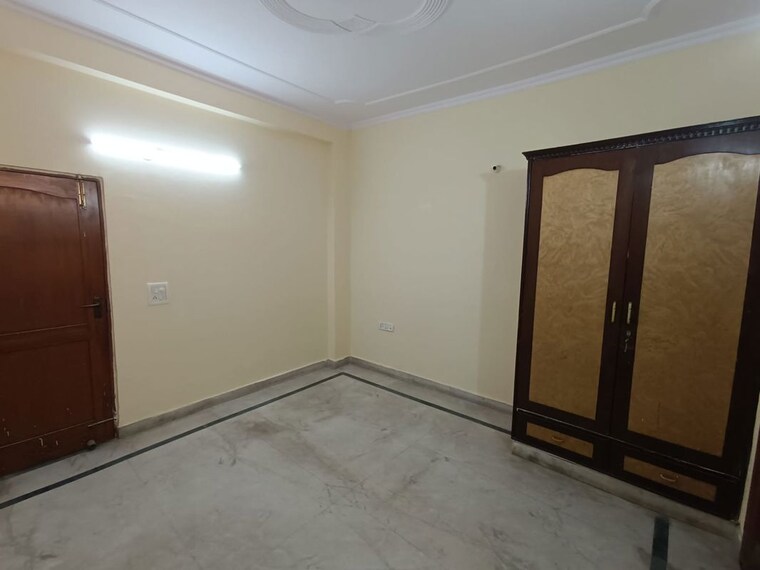 Room, sector 4 2 Bedroom 1275 Sq.Ft. Independent House In Sector 4 Gurgaon 10555356