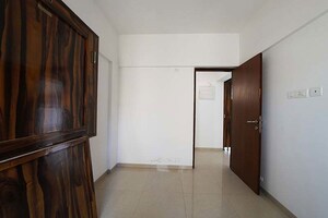 Room in 3 BHK Apartment at SKYi Iris Bavdhan, Bavdhan – for Sale