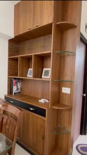 Furnished Amenities in 2 BHK Apartment at Lodha Amara, Kolshet Road – for Rent