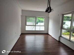 Room in 2 BHK Apartment at Kolte Patil 24K Stargaze, Bavdhan – for Rent