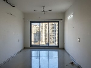 Room in 2 BHK Apartment at Kanakia Levels, Malad East – for Rent