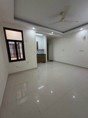 Room in 2 BHK Independent House at Chattarpur – for Rent