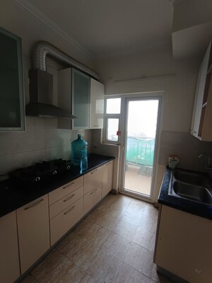 Kitchen in 3.5 BHK Apartment at Shree Vardhman Victoria, Sector 70 – for Rent
