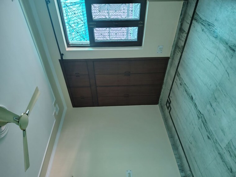 Balcony, sector 55 6+ Bedroom 411 Sq.Ft. Villa In Sector 55 Gurgaon 10555384