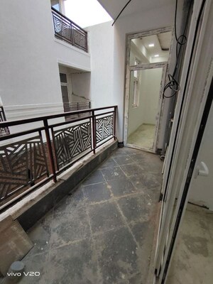 Balcony in 2 BHK Builder Floor at Sector 23 – for Rent