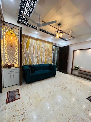 Bedroom in 2 BHK Builder Floor at Sector 23 – for Rent