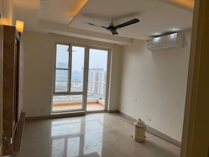 Room in 3.5 BHK Apartment at GPL Eden Heights, Sector 70 – for Rent