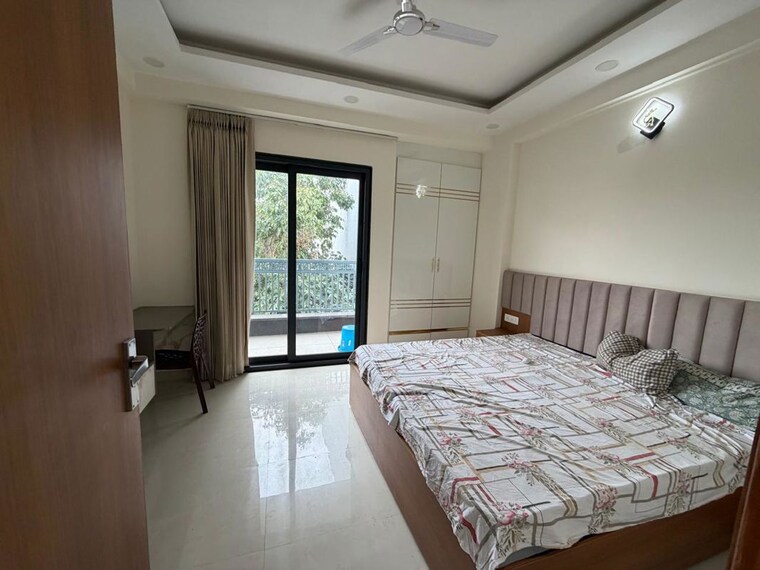 Bedroom, sector 52 1 Bedroom 400 Sq.Ft. Builder Floor In Sector 52 Gurgaon 10555426