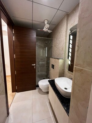 Bathroom in 3.5 BHK Apartment at Raj One Good Earth, Sector 71 – for Rent