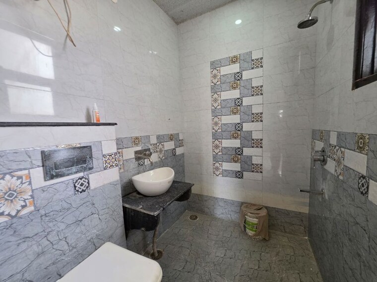 Bathroom, dhakoli 3 Bedroom 1260 Sq.Ft. Apartment In Dhakoli Zirakpur 10555448