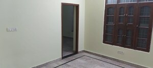 Room in 1 BHK Independent House at Sector 4 – for Rent